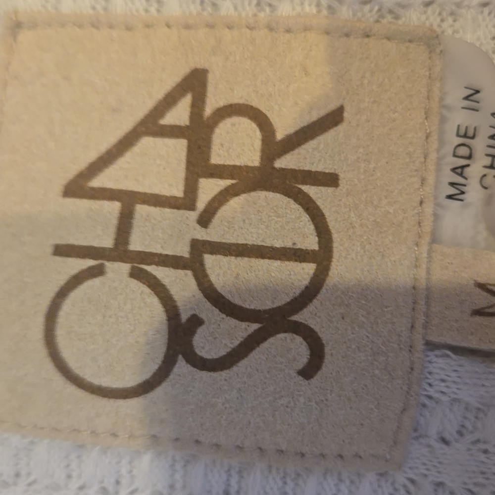 Chaser Oversized Vneck/Button Waffle Knit Pattern… - image 2